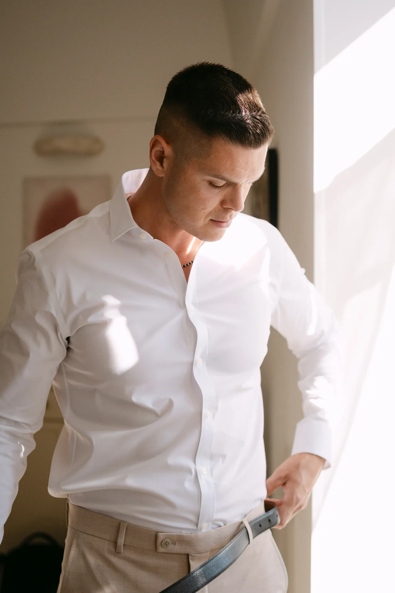 Dettaglio del vestito della sposa matrimonio in Puglia