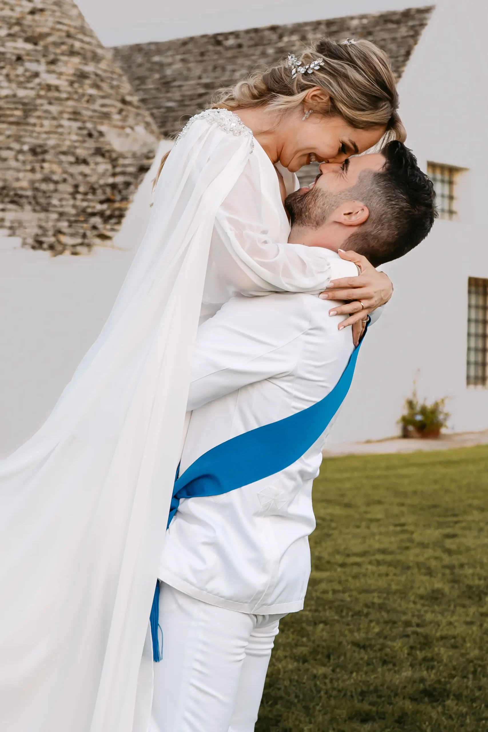 Patricia e Mirko ritratto di coppia in Puglia a Masseria Luco